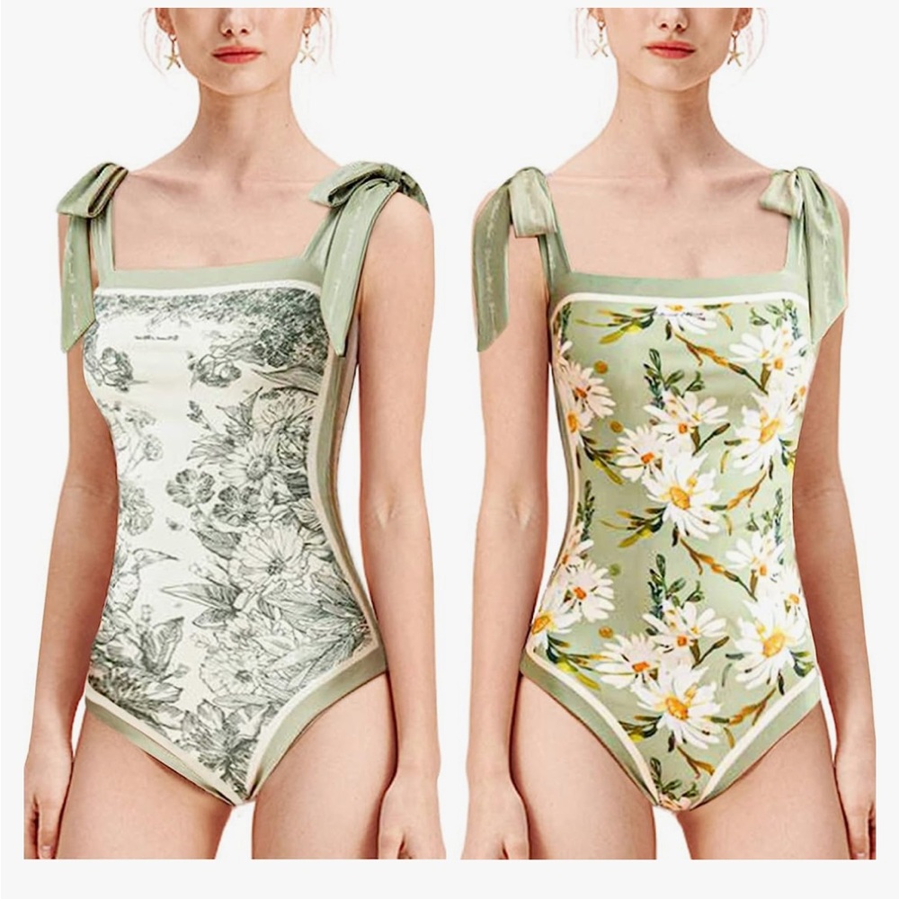 Reversible swimsuit